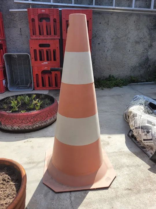 Cone de trânsito 70cm