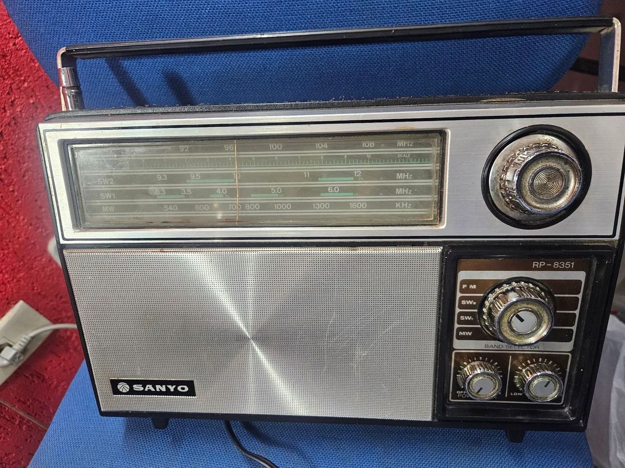 Radio Sanyo 8351 Raridade Funcionando 