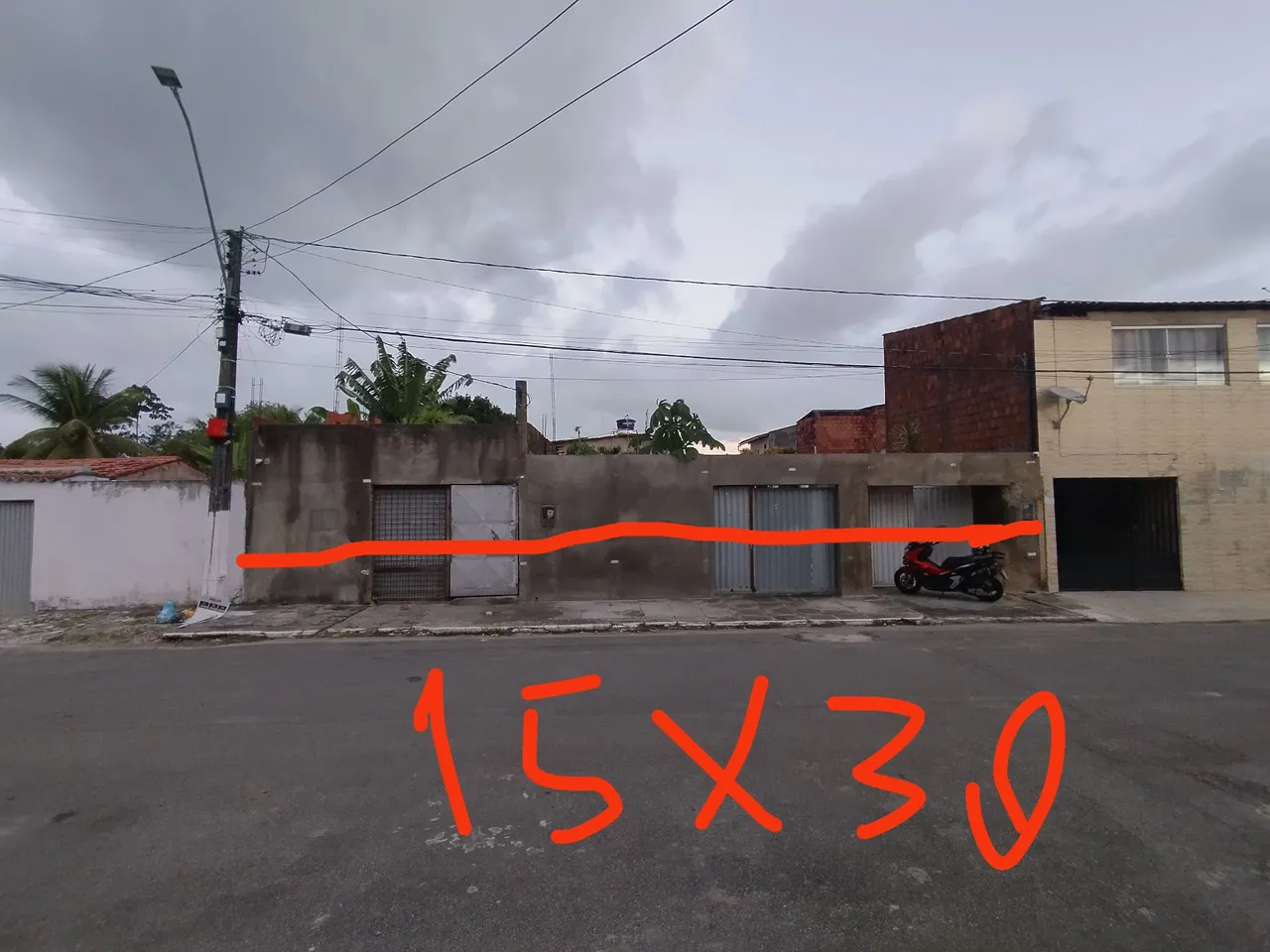 Vendo casa situada no antares