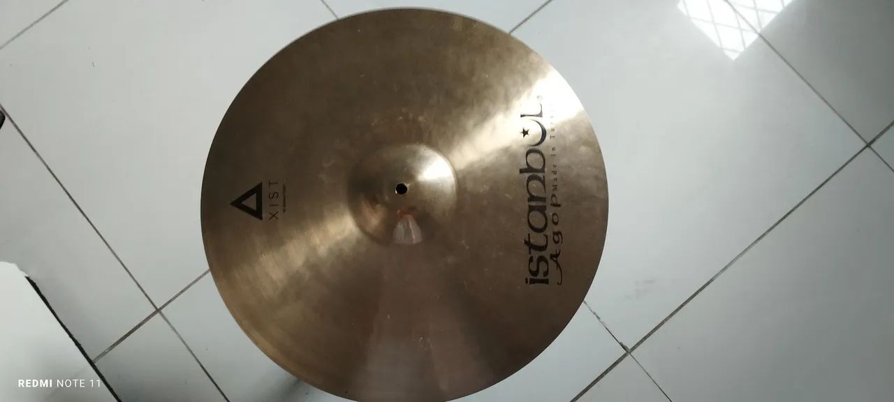 Prato  Istanbul Agop Xist 18"