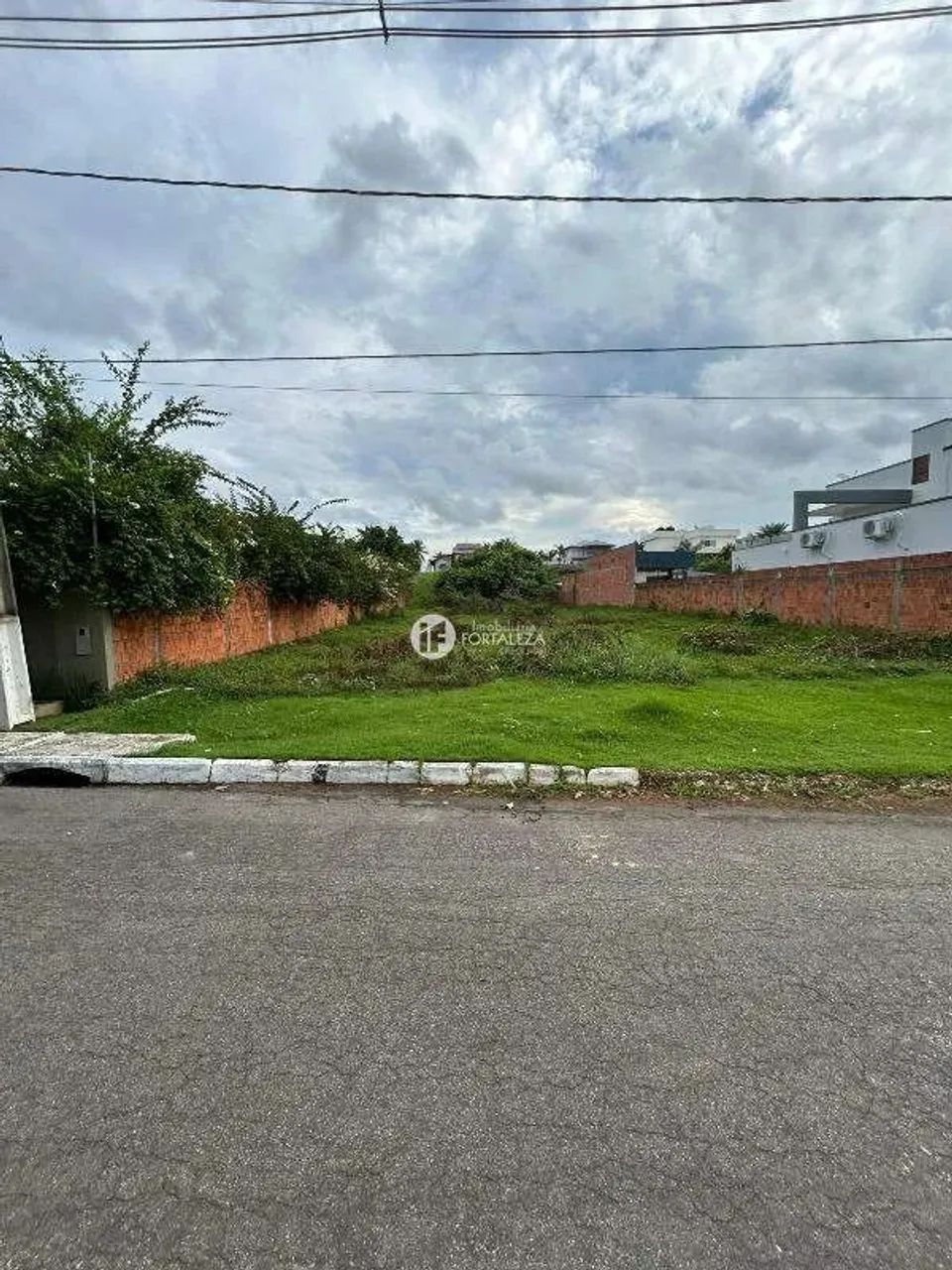 TERRENO á venda Chácara Ipê, 1.115m² em FRENTE AO LAGO Chácara Ipê - Rio Branco - AC