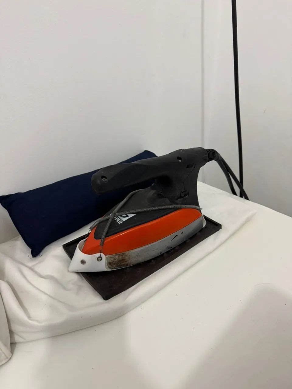 Máquinas e equipamentos de Costura para Atelie - Foto 6