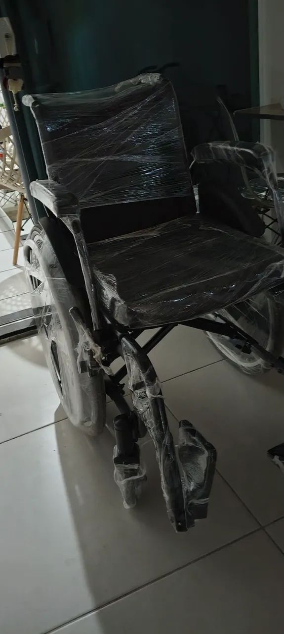 Cadeira de roda  - Foto 4