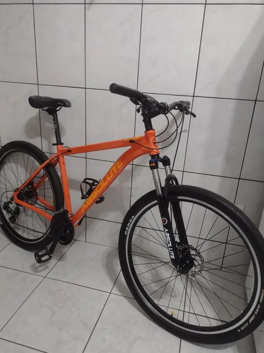 Bicicleta Aro 29 Quadro 19 24v Shimano. URGENTE. VENDO/TROCO - Foto 2
