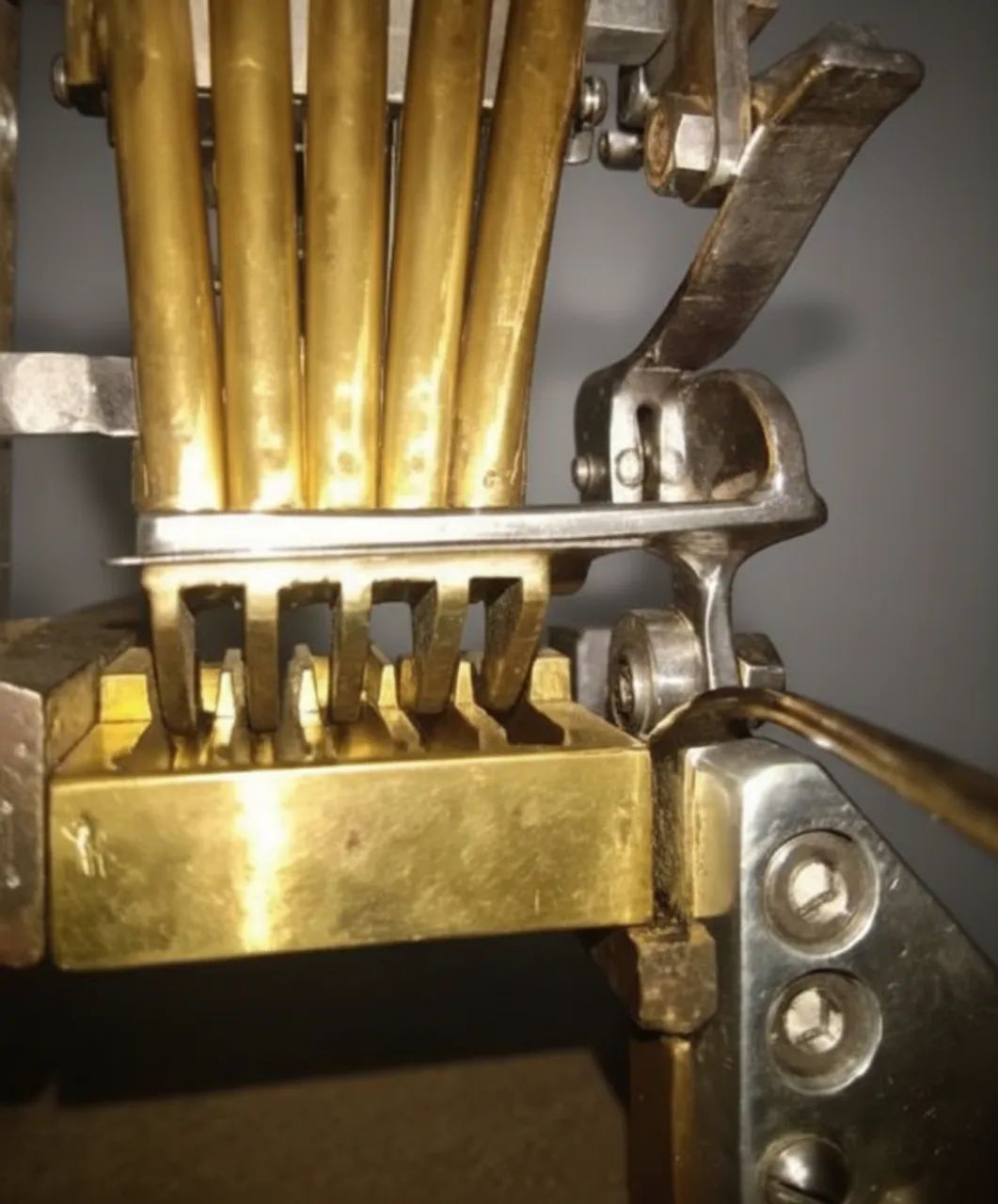 Encapsuladeira Semi-Automática Erli EG 9000 Completa - 250mg e 500mg - Inox - Foto 5