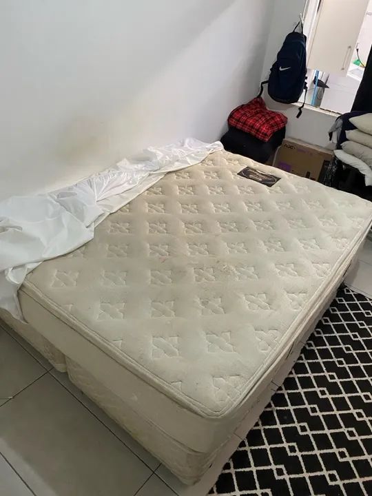 Cama Box Queen Size da SIMMONS - Foto 3