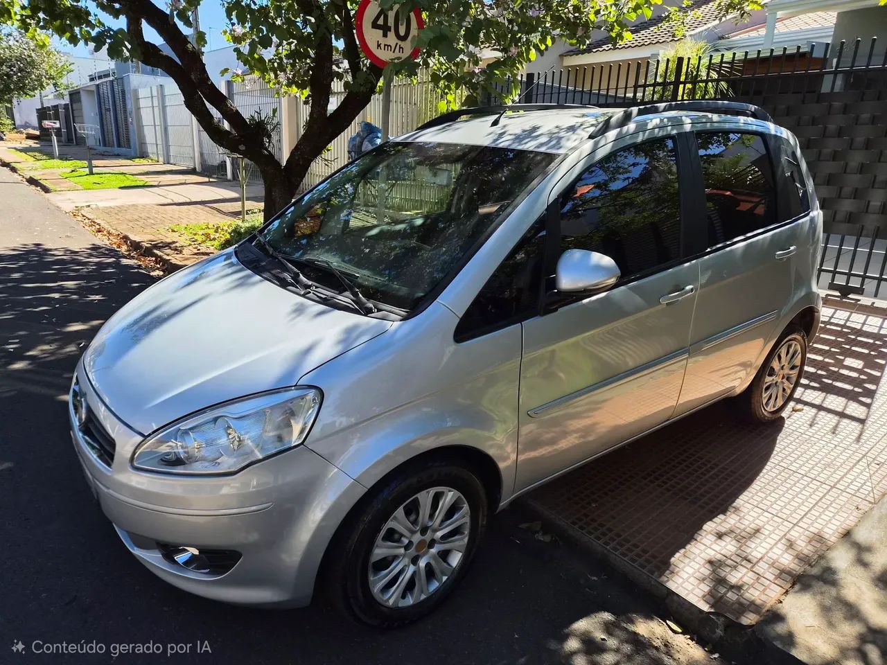 Fiat Idea Attractive 1.4 Fire Flex 8V 5P 2012 - Foto 4