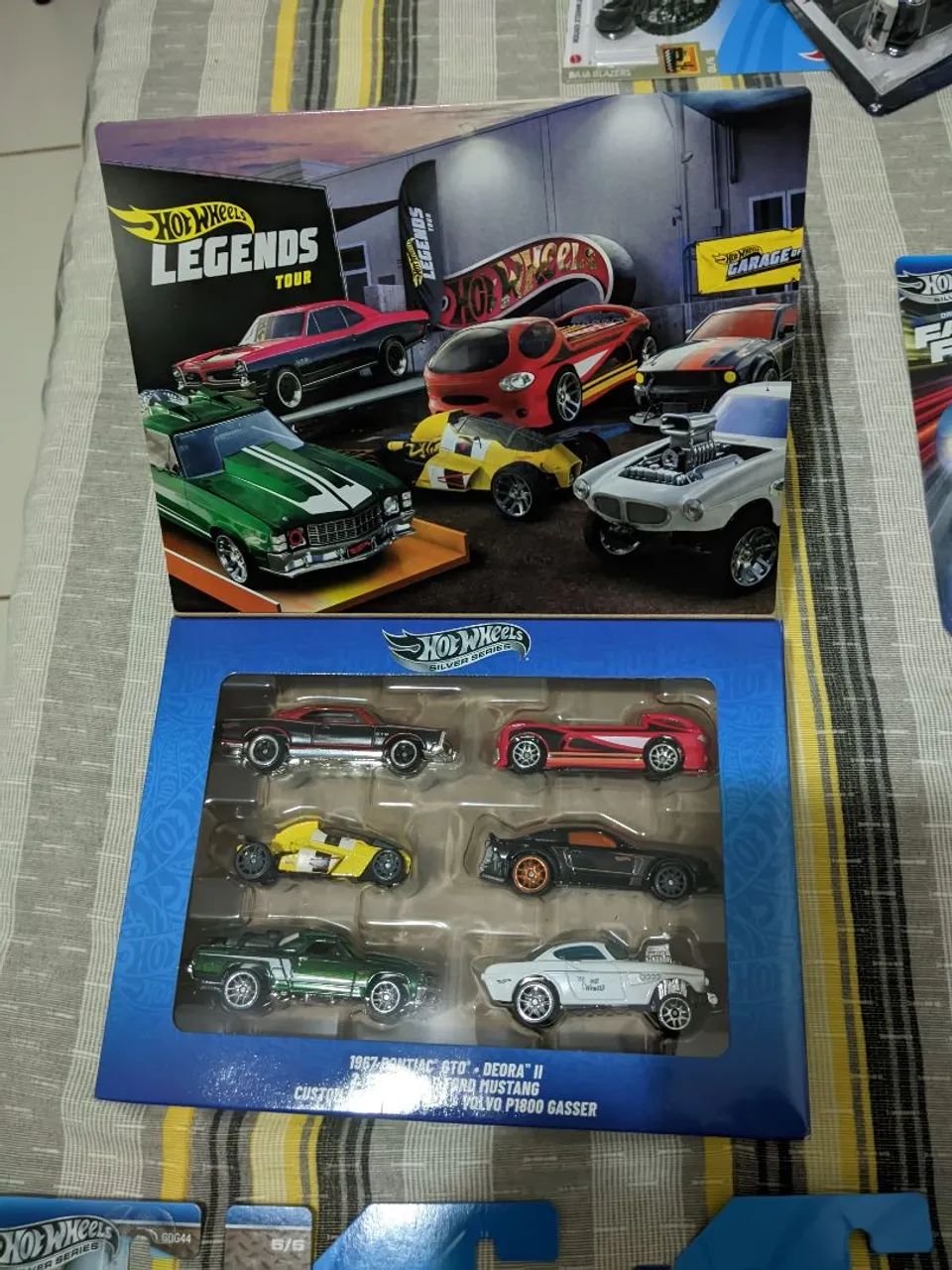 Coleção com 111 miniaturas lacradas - Foto 3
