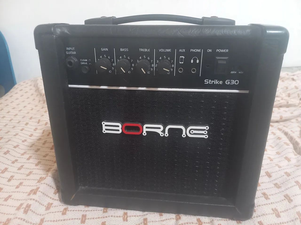 Amplificador Borne strike G30 