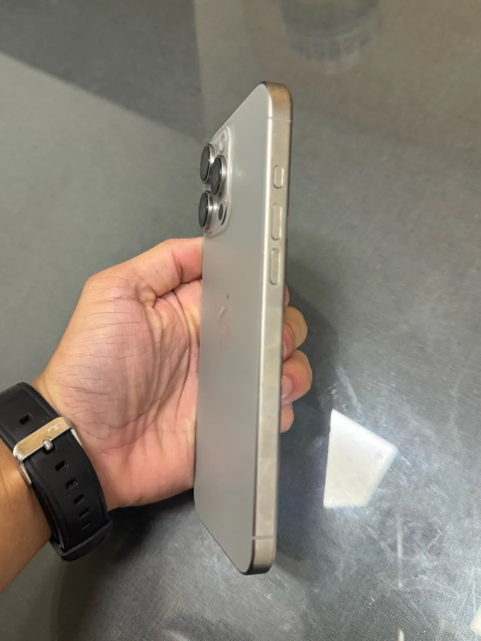 iPhone 16 pro max (256gb) - Foto 2