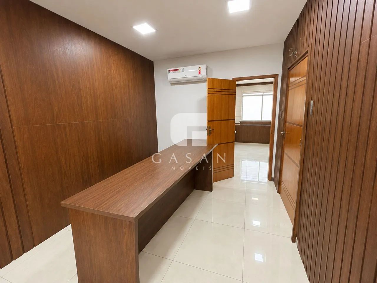 SALA PARA LOCAÇÃO NO CENTRO DE