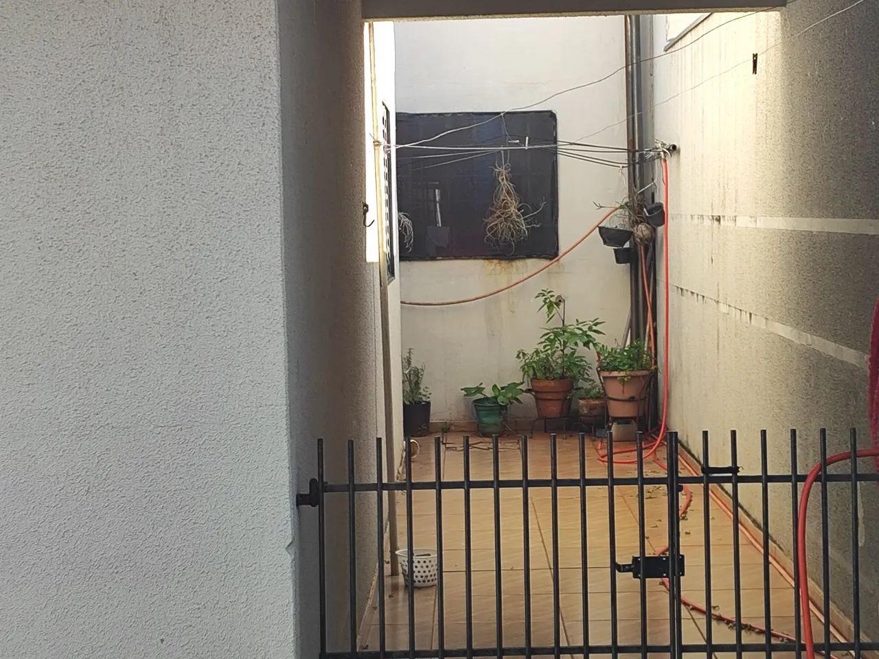 Vende-se duas casas no mesmo terreno - Foto 3