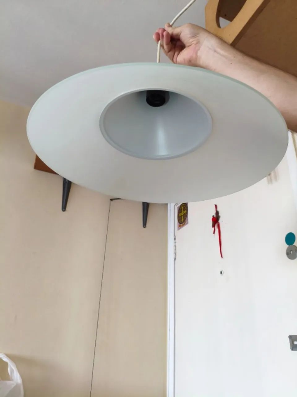 Luminária Pendente Branca Moderna - Design Elegante e Minimalista - Foto 3