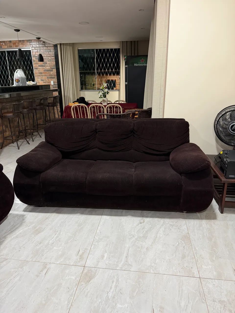 Conjunto de Sofás 2 e 3 Lugares - Muito Conservados | Ótimo Custo-Benefício - Foto 2