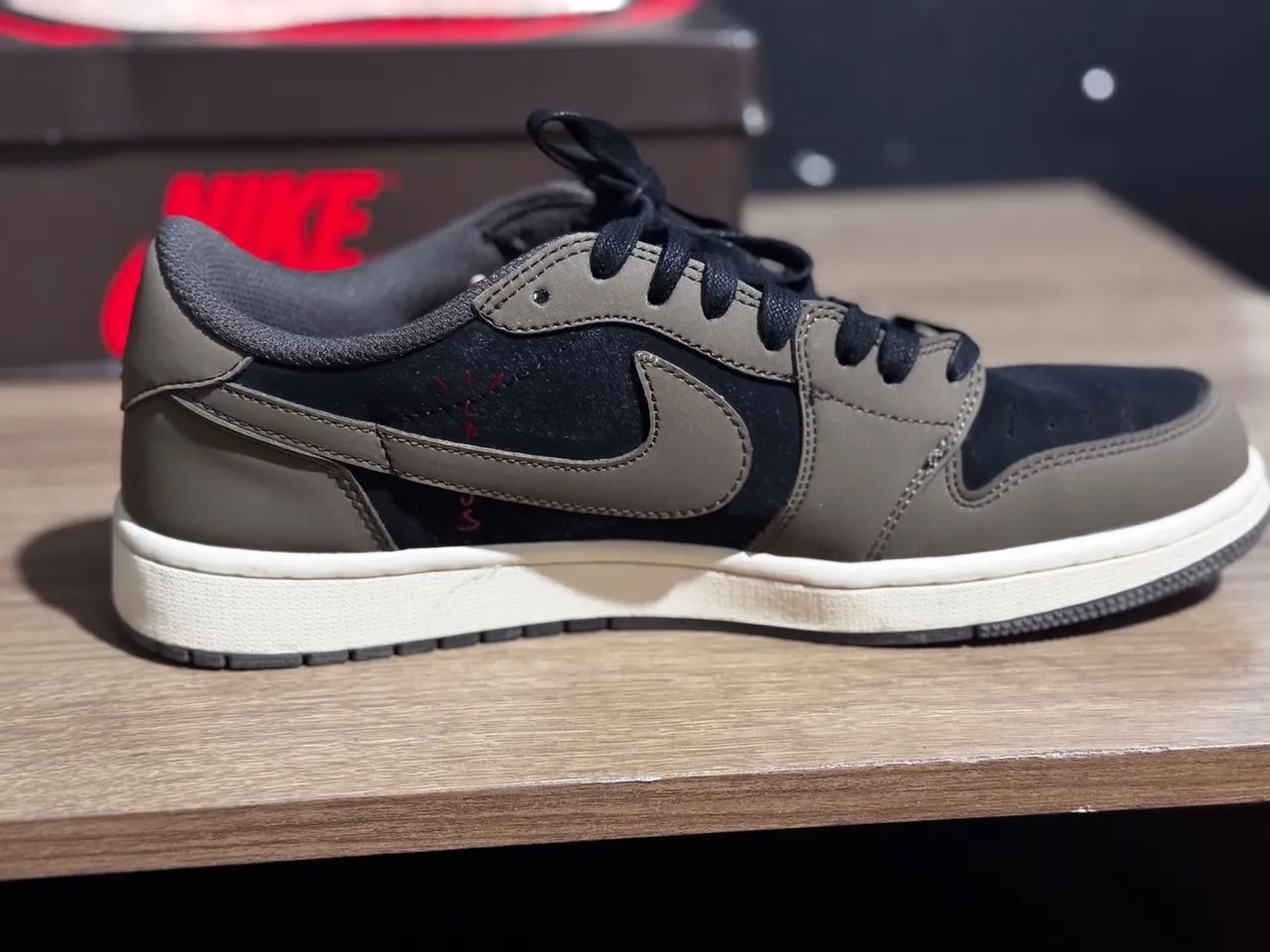 AIR JORDAN 1 DO TRABUS SCOTT - Foto 3