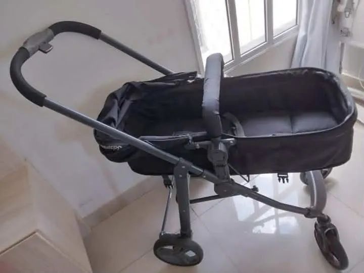 Carrinho de bebê + bebê conforto - Foto 5