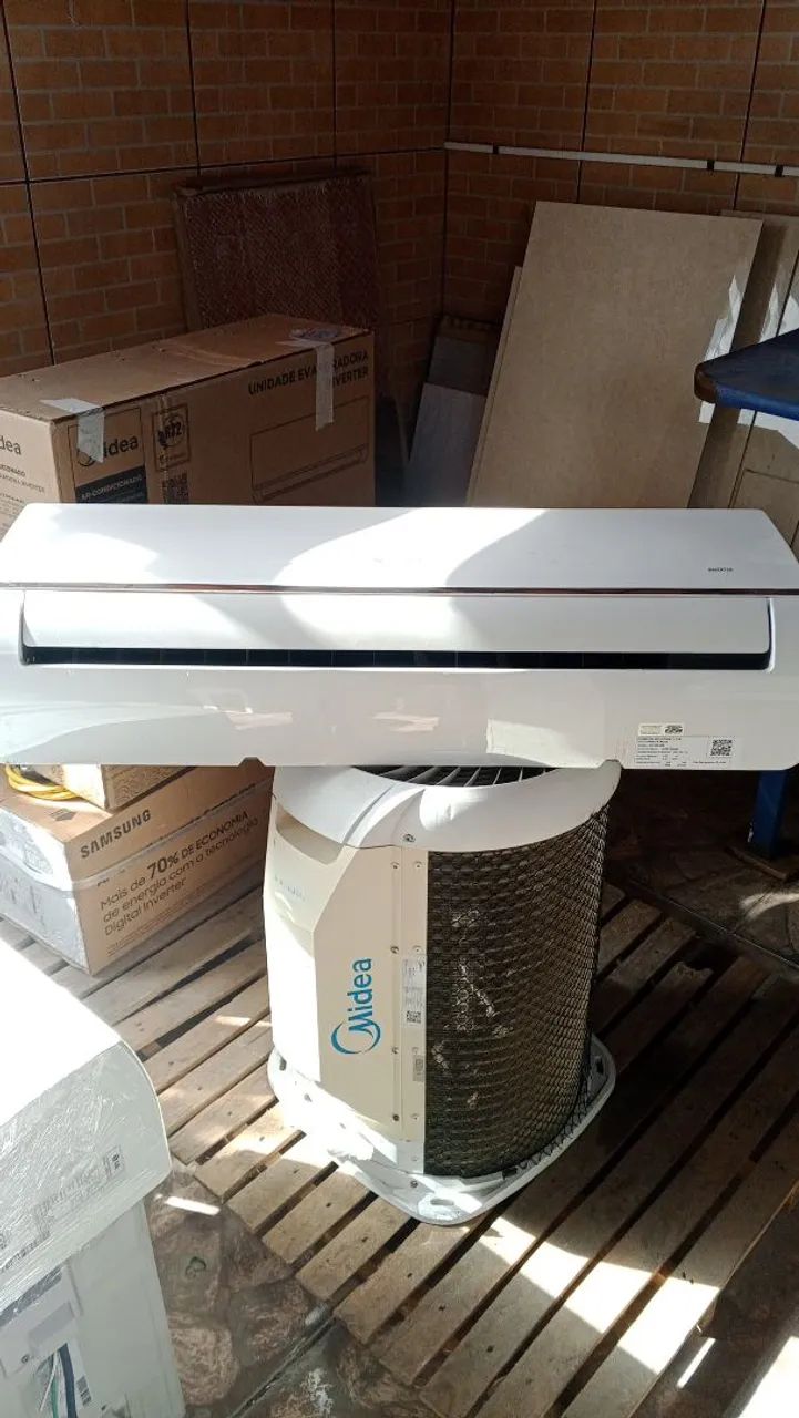 Ar condicionado Springer Midea de 18 mil BTUs-220V