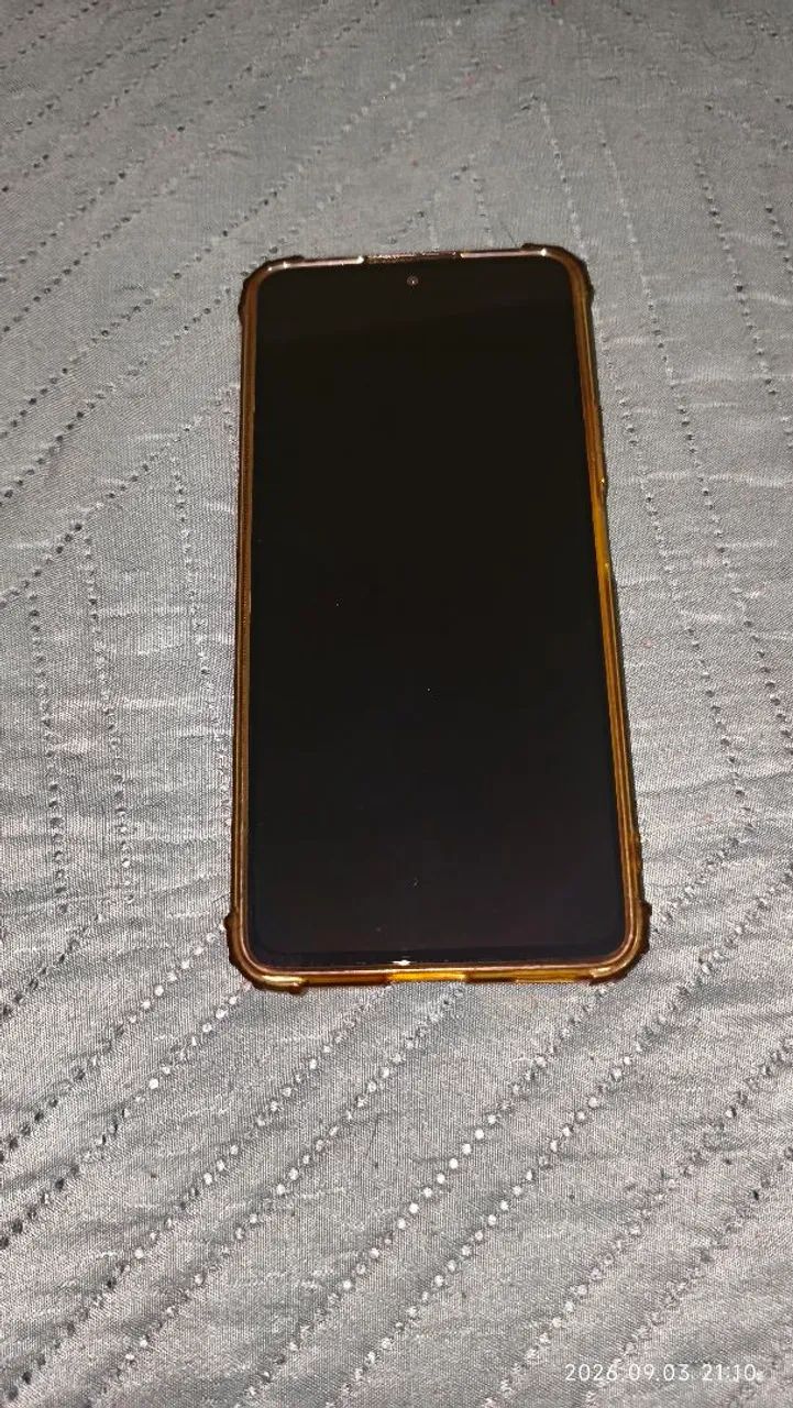 Poco F4 
