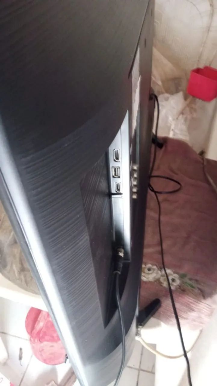 Vendo tv Samsung de 43 - Foto 2