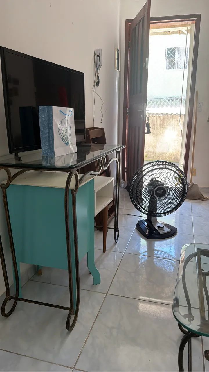 Aparador com tampo de vidro - Foto 2