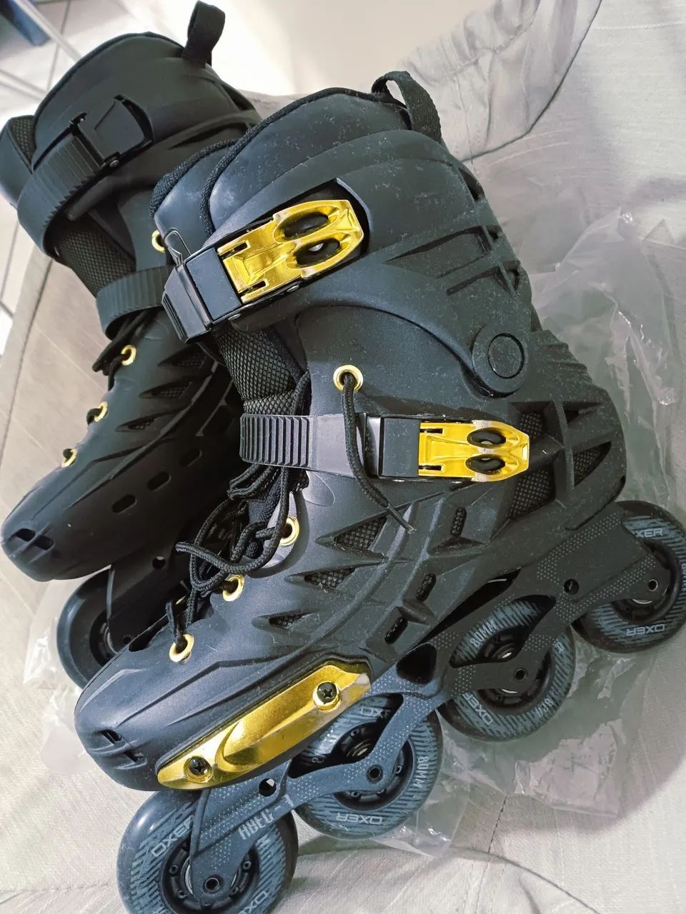 Patins oxer darkness Gold freestyle adulto Novo! - Foto 2