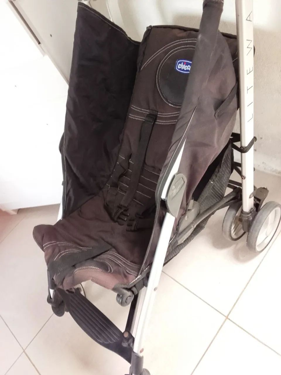 Carrinho de bebê no precinho  - Foto 2