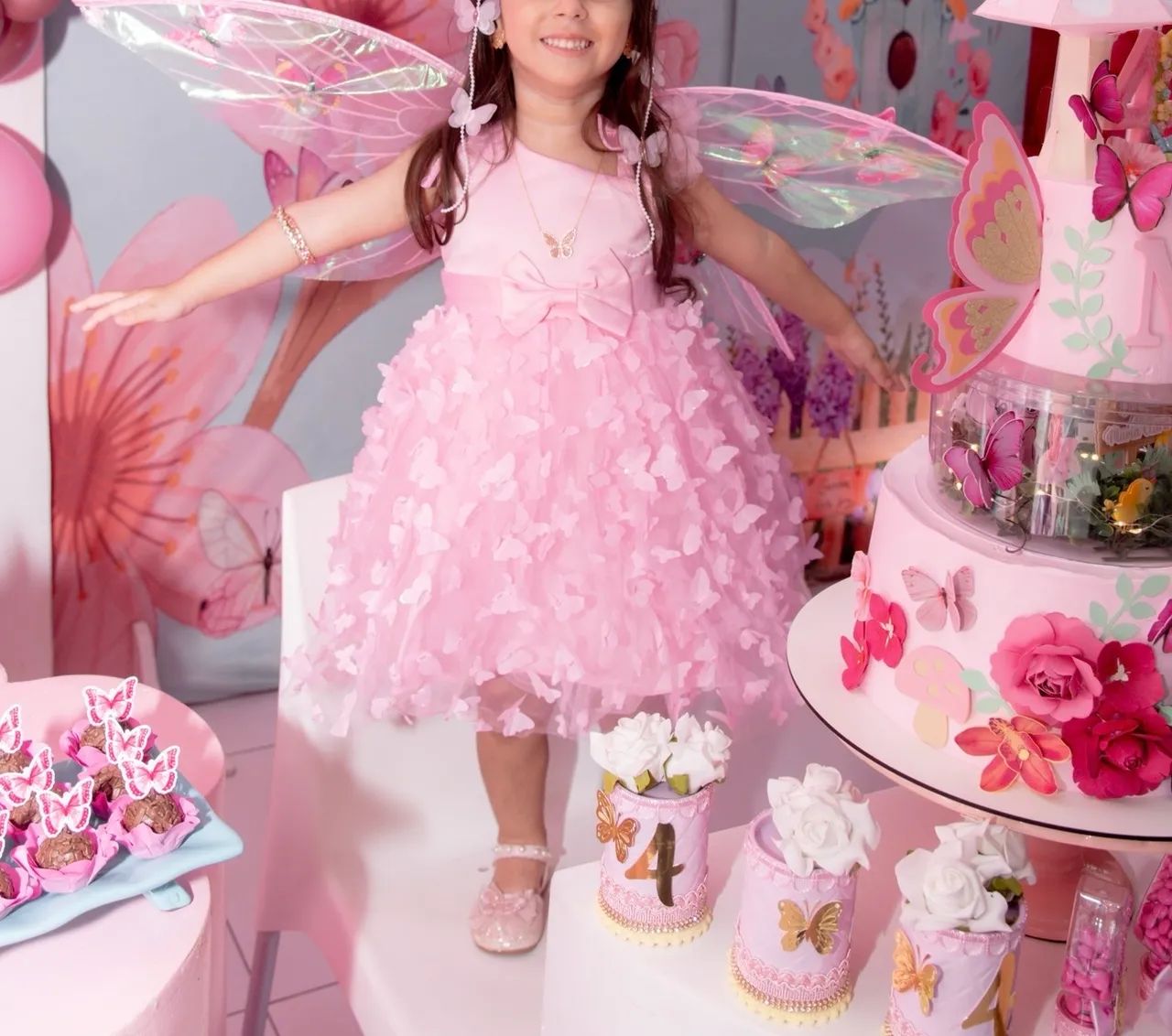Vestido Princesa com borboletas 3D - Foto 2