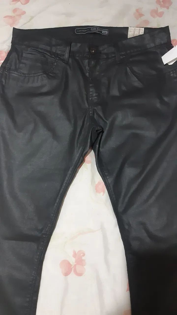Calça em PU preta nova.  - Foto 2