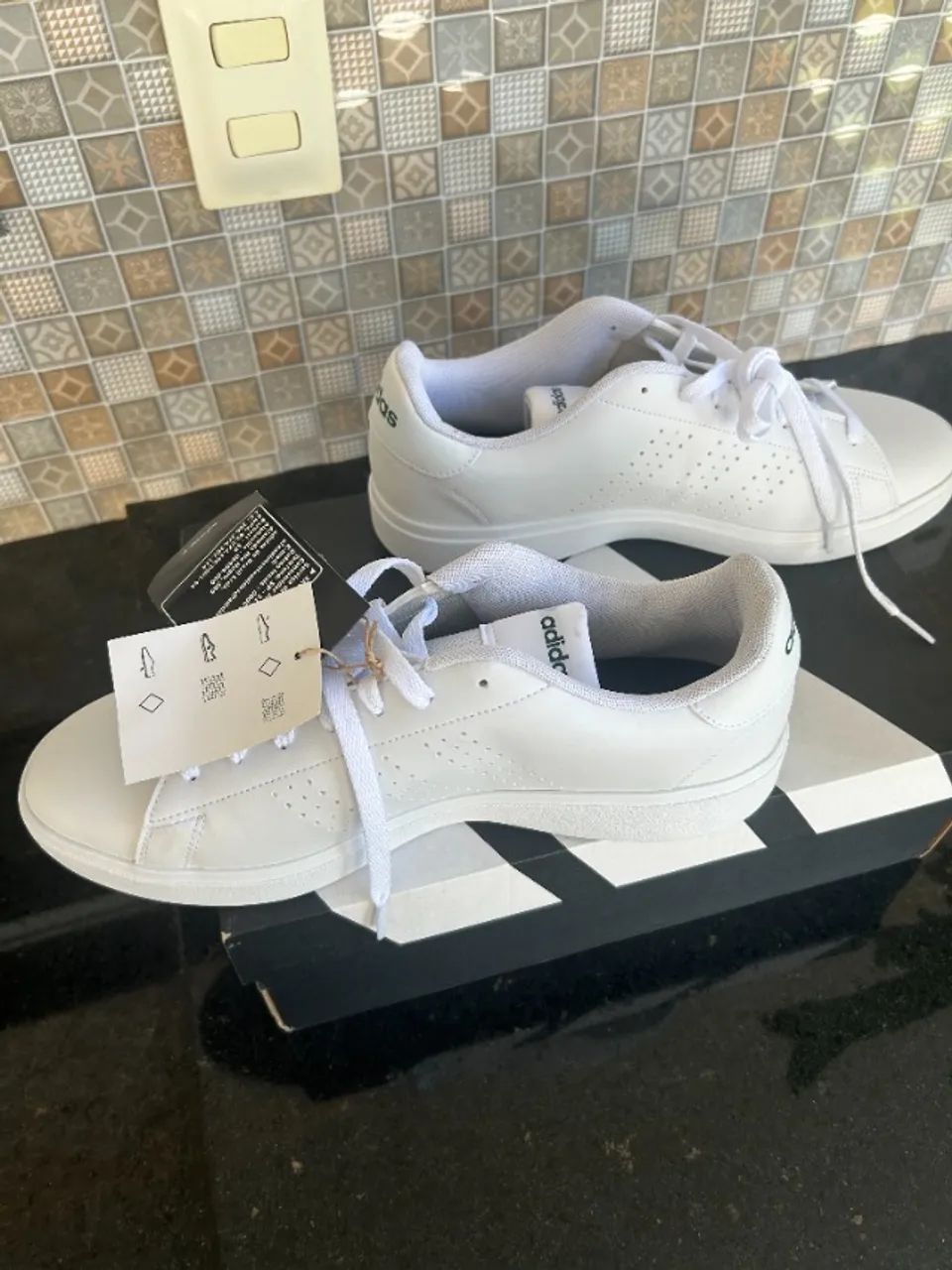 Tênis adidas branco