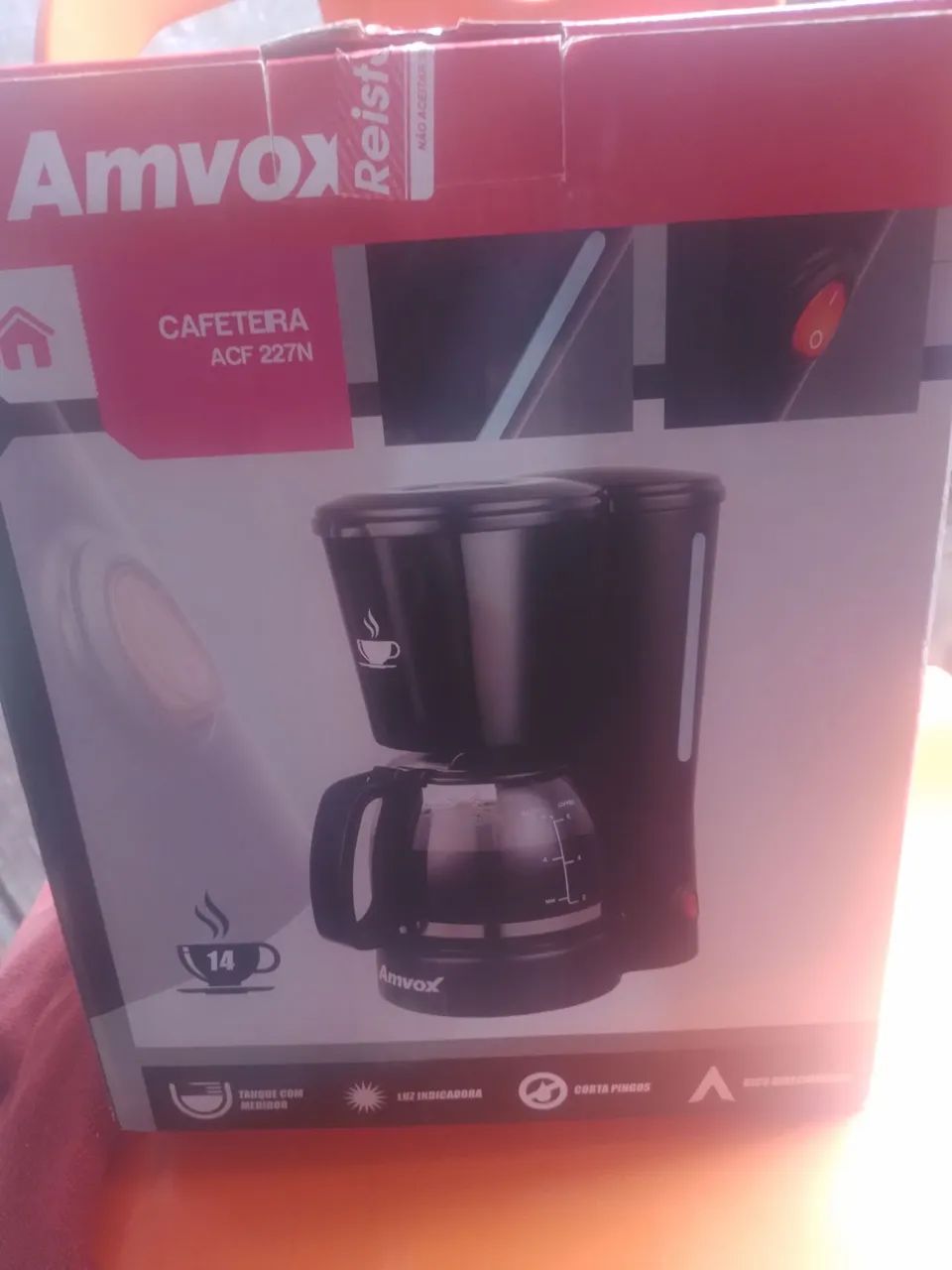 Vendo um liquidificador uma batedeira  uma cafeteira  - Foto 3
