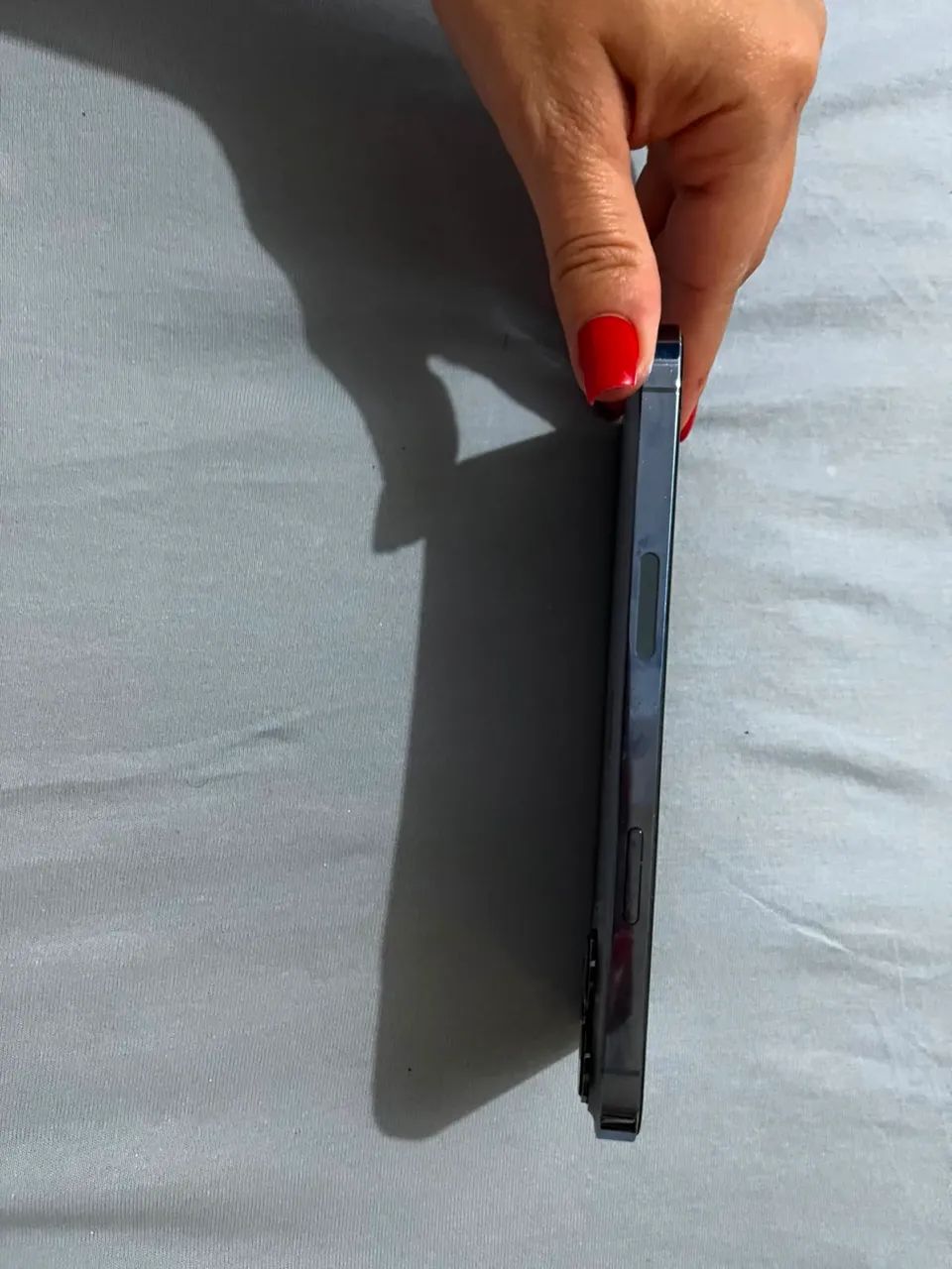 iPhone 13 Pro maxx aceito troca pelo 13 normal com volta! - Foto 3