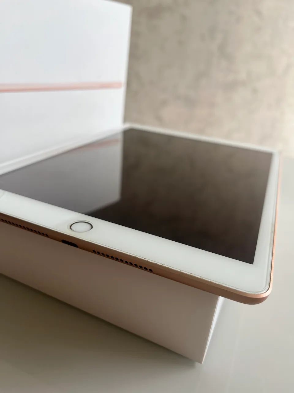 Ipad Apple 8 geração 32Gb Gold