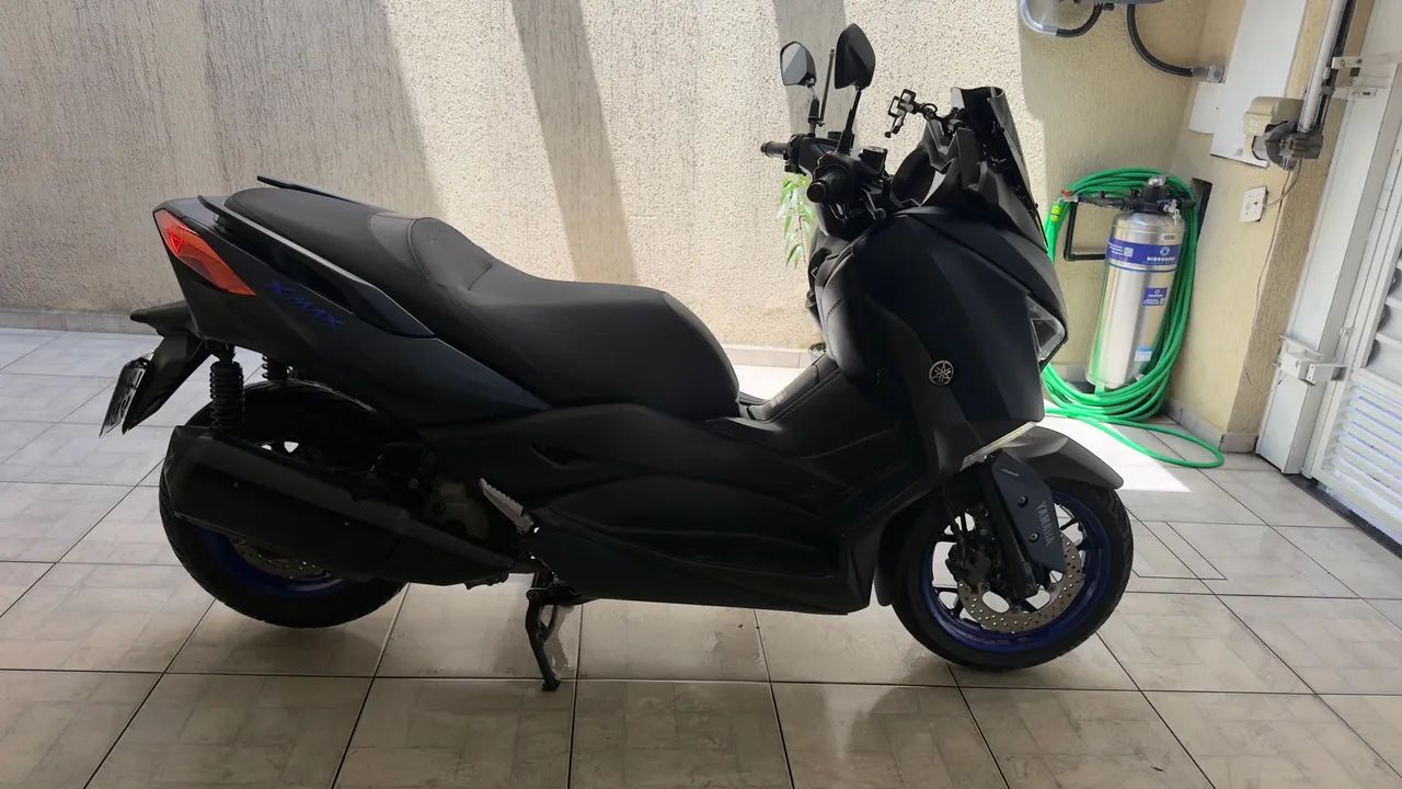 X Max 250 ABS - Foto 4
