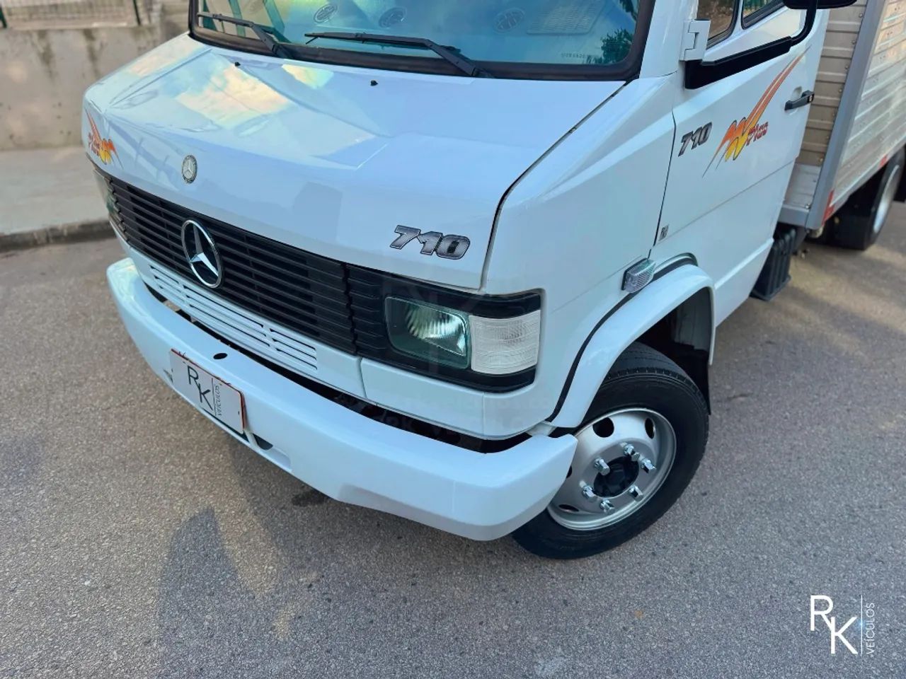 710/ 710 Plus 2p (diesel) - Foto 3