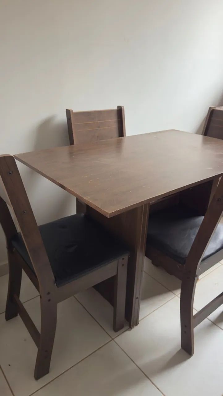Mesa 4 cadeira 