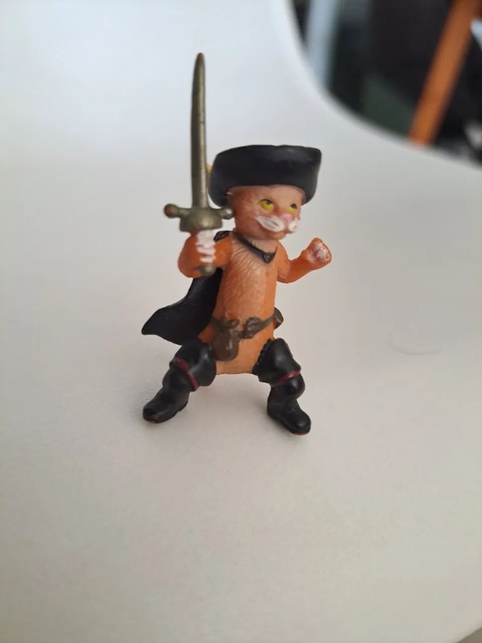 Gato de botas miniatura 5cm altura  - Foto 2