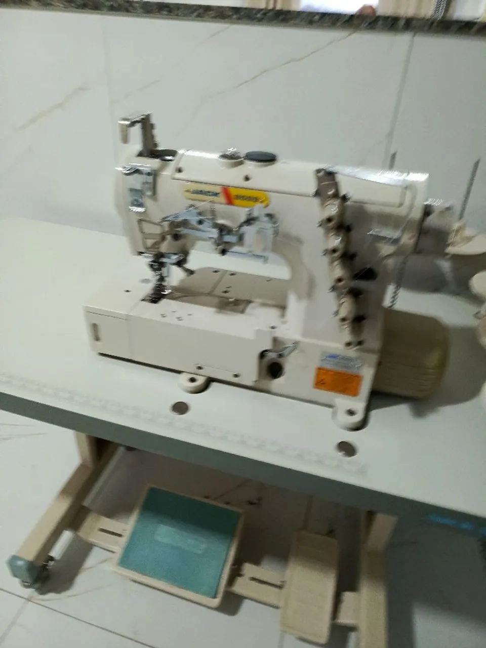 MÁQUINA DE COSTURA COLARETE DIRECT DRIVE  - Foto 5