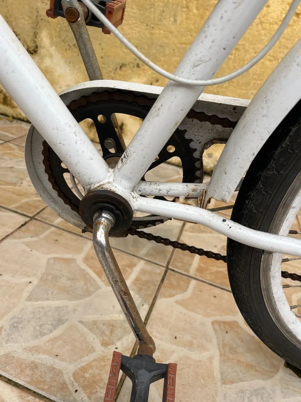 Bicicleta Urbana Blitz Aro 26 - Estilo Retrô, Branca com cadeado - Foto 3