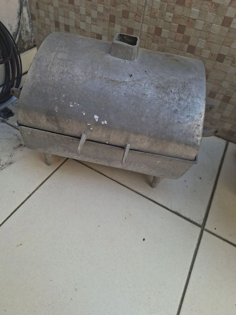 Churrasqueira  de alumínio  - Foto 3