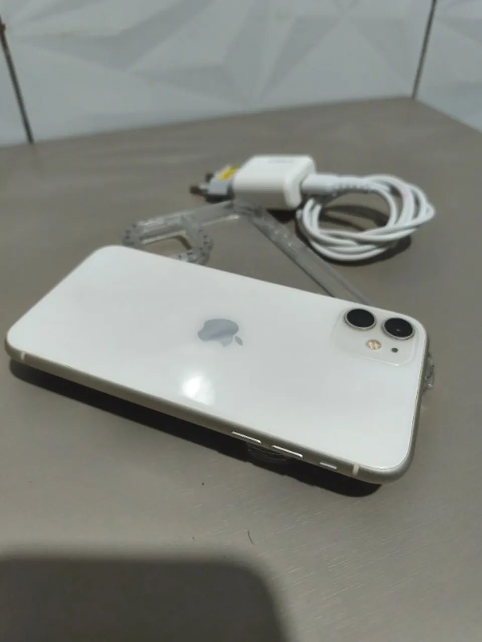 iPhone 11 branco 128GB perfeito estado - Foto 3