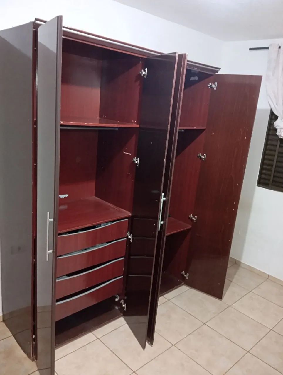 Guarda Roupas Grande R $ 400.00 - Foto 2