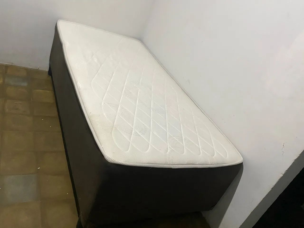 Cama solteiro 1.80m