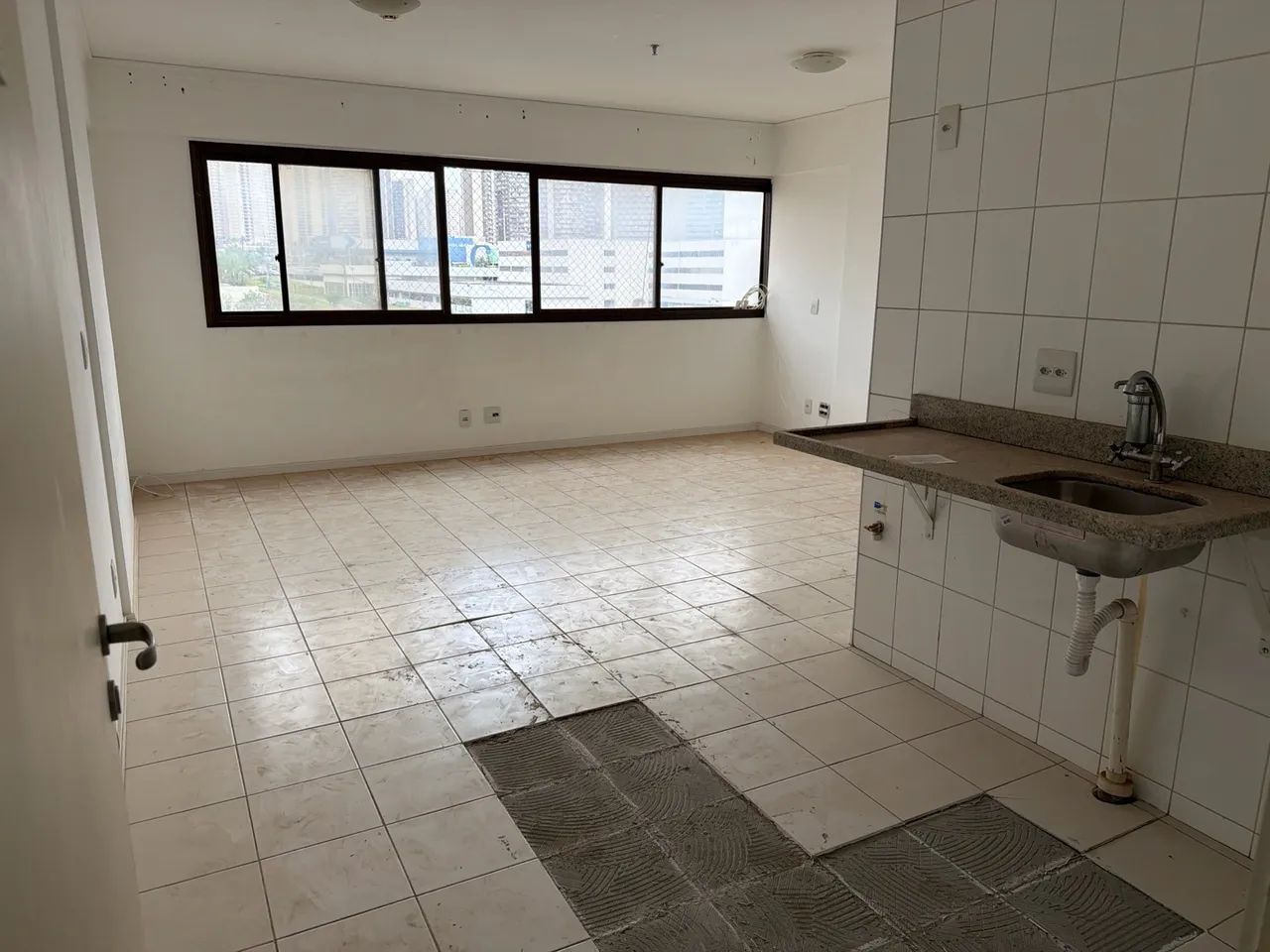 Quitinete ed. Real Panoramic - Águas Claras  - Foto 4