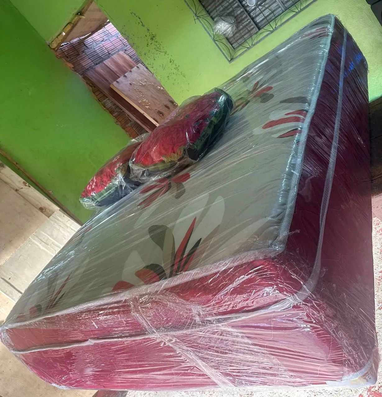 Cama de casal de mola ensacada com dois travesseiro  - Foto 2