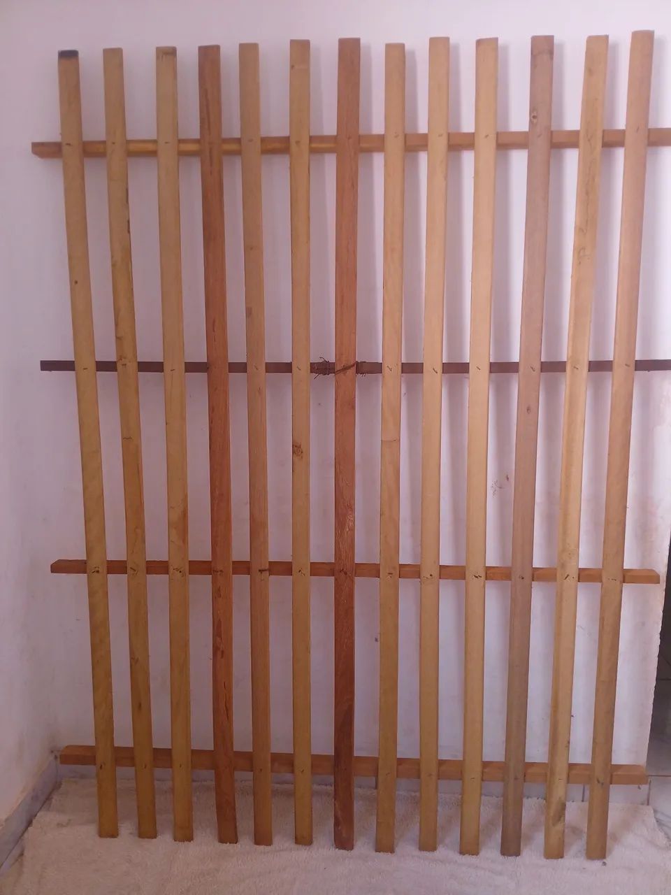 CAMA CASAL MADEIRA MACIÇA COM COLCHÃO  - Foto 4