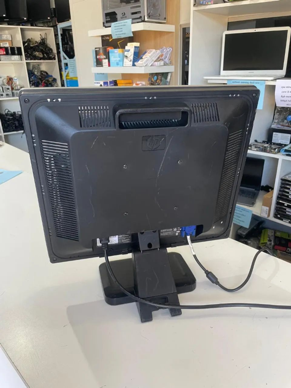 monitor 19 polegadas HP para computador/cpu/ vga/LCD/ perfeito com garantia e nf - Foto 2