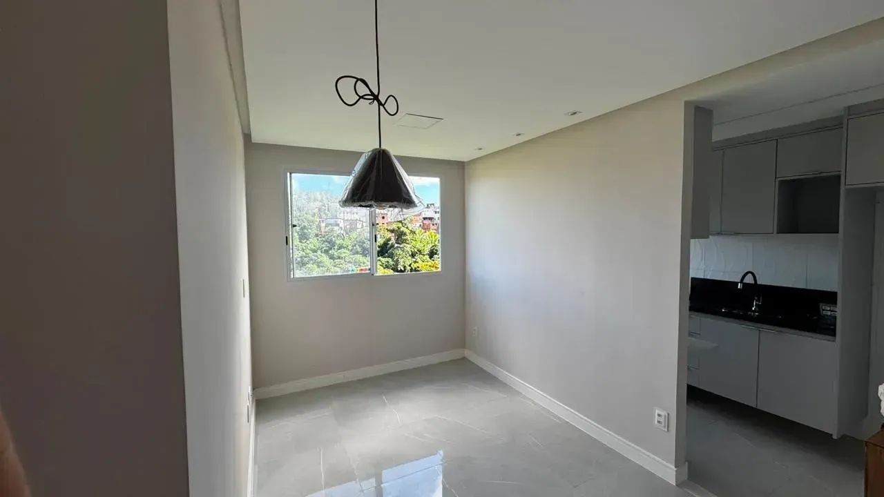 Alugo apartamento com 2/4 no Imbuí (Vaga Rotativa)