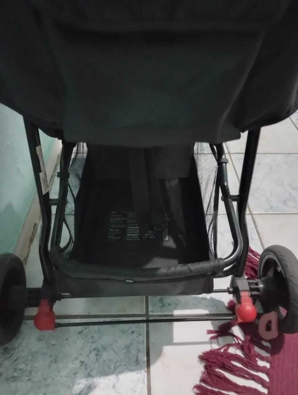 Carrinho de bebê com bebê conforto  - Foto 4