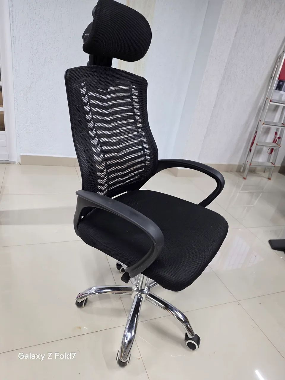 Cadeira escritorio R$ 250,00  - Foto 3