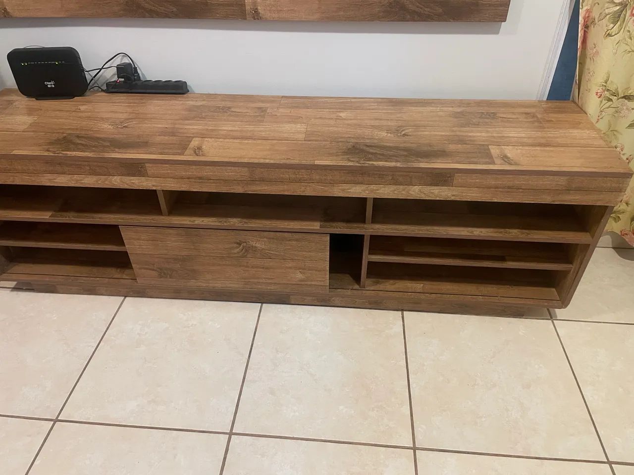 Painel com rack